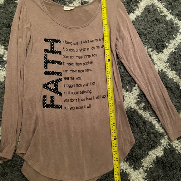 FREE KISSES blouse “FAITH - Picture 8 of 9